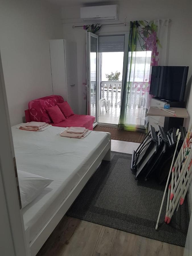 Apartmani Anita Starigrad Paklenica Exterior foto